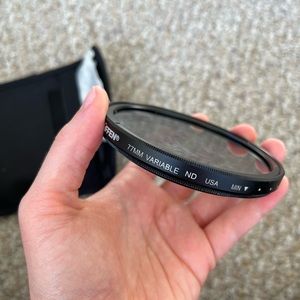 Tiffen 77VND 77mm Variable Neutral Density Filter for Camera Lenses, Black